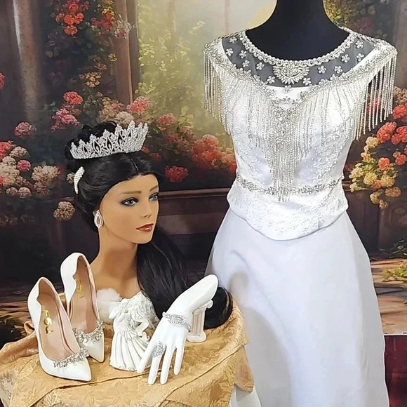 Morning Sunshine is a unique 7pc. one-of-a-kind  Bridal Tiara Ensemble - Picture 3 of 10